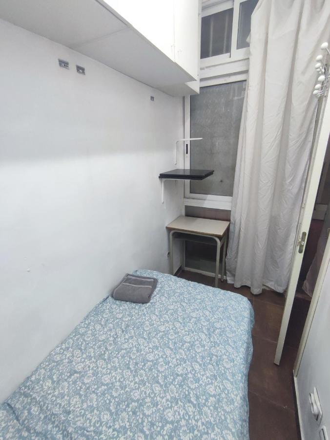 Апартаменти Nice Flat Within Walking Range To The Beach Барселона Екстер'єр фото